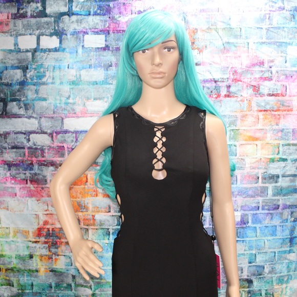 JVN JOVANI Laced Up & Cut Out BLACK Gown #JVN45670 - Picture 3 of 8